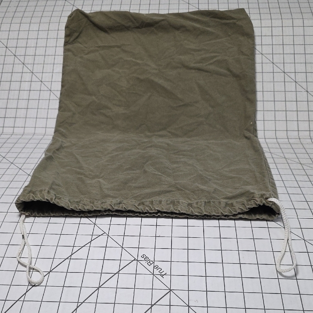 Canvas Drawstring Laundry Storage Bag - Olive Green‎ Preloved (Military Use)
